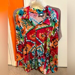 2XL ladies colorful top!!